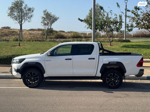 טויוטה היילקס