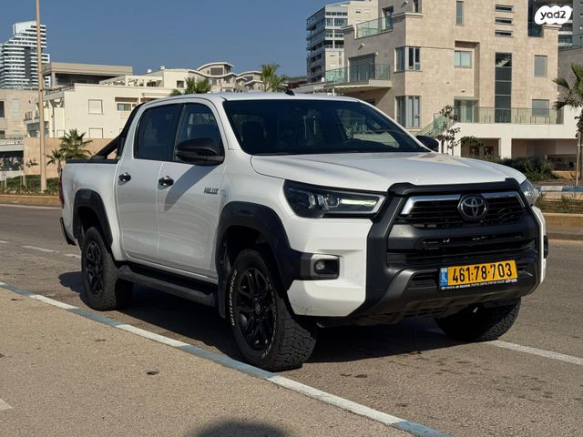 טויוטה היילקס