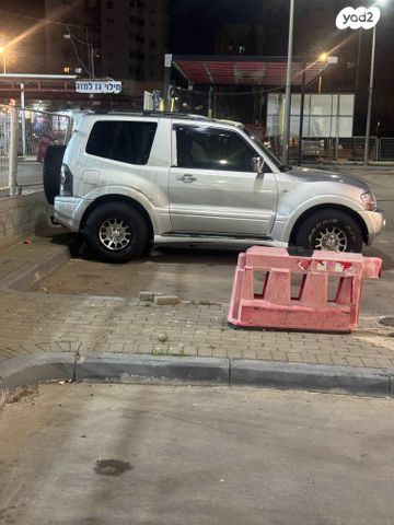 מיצובישי פג'רו