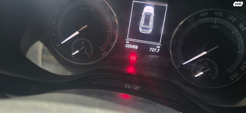 סקודה קארוק