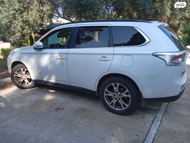 מודעת רכב מיצובישי אאוטלנדר