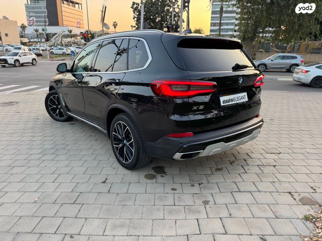 ב מ וו X5