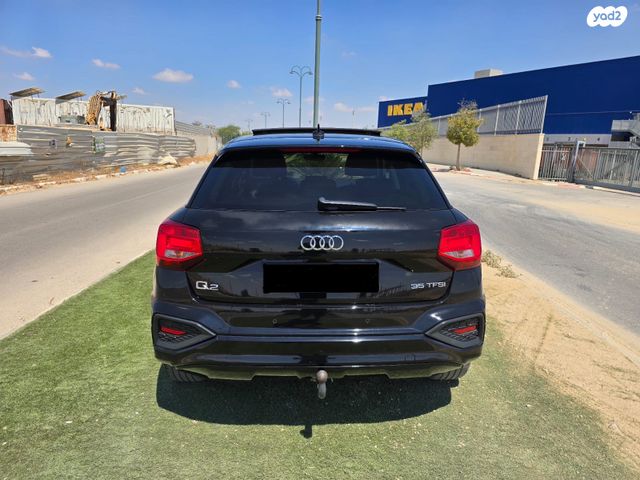 אאודי Q2