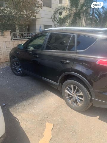 מודעת רכב טויוטה RAV4