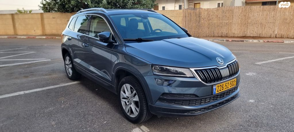 מודעת רכב סקודה קארוק