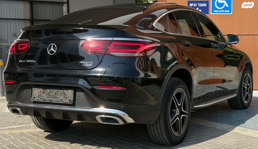 מרצדס-בנץ GLC קופה 