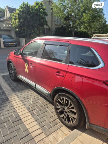 מיצובישי אאוטלנדר