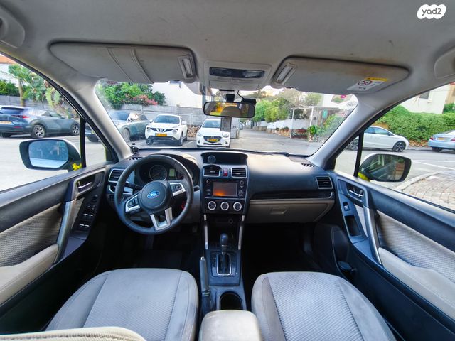 סובארו פורסטר