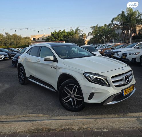 מודעת רכב מרצדס-בנץ GLA