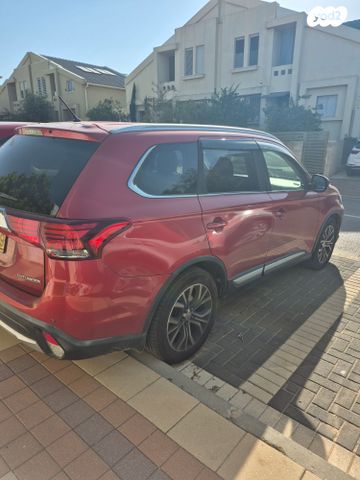 מיצובישי אאוטלנדר