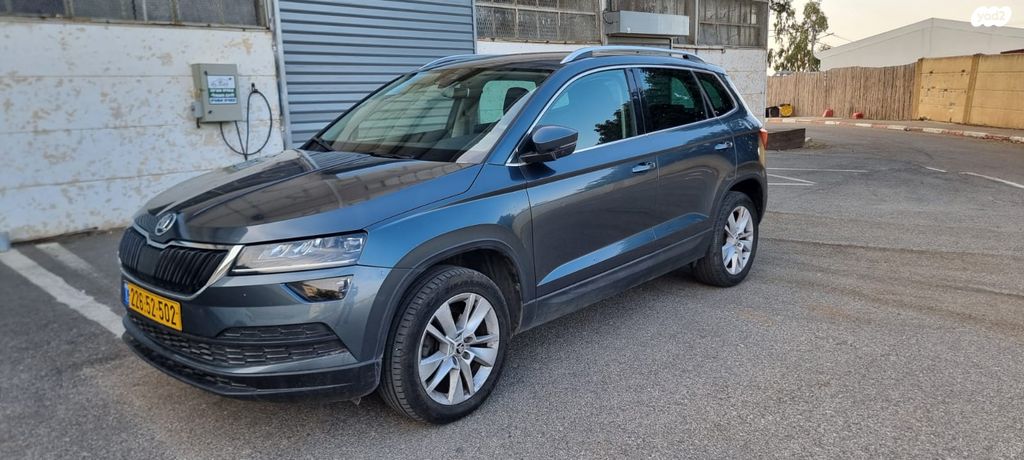 סקודה קארוק