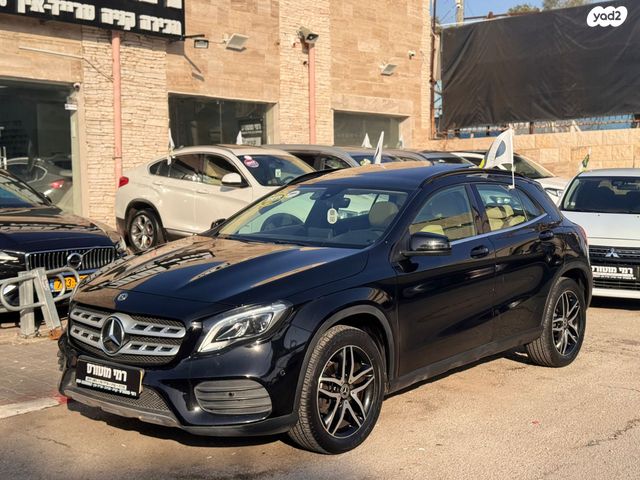 מודעת רכב מרצדס-בנץ GLA