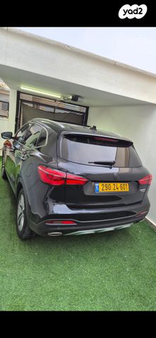 מודעת רכב אם ג'י EHS PHEV