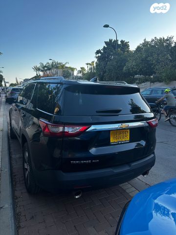 שברולט טראוורס