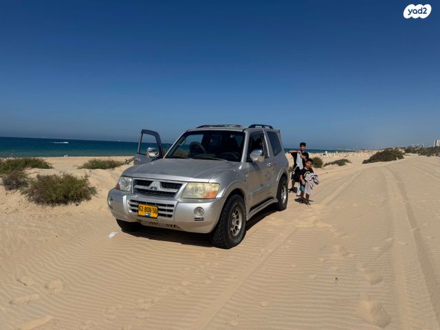 מיצובישי פג'רו