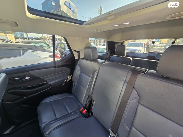 שברולט טראוורס