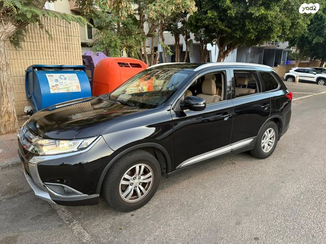 מיצובישי אאוטלנדר