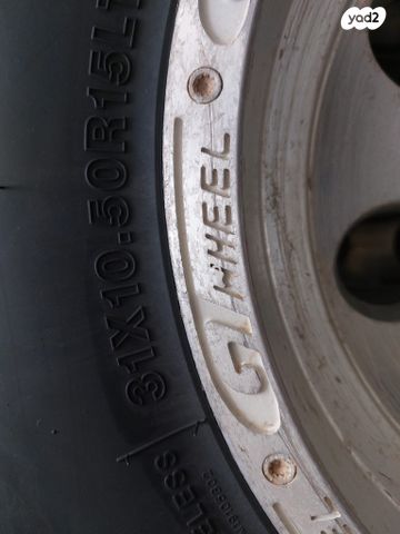 סופה ידני בנזין ג'יפ שטח קשוח 4 מק 4 דל 4.0 (180 כ״ס)