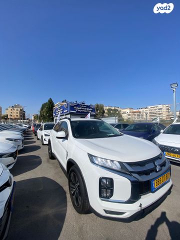 מודעת רכב מיצובישי ASX