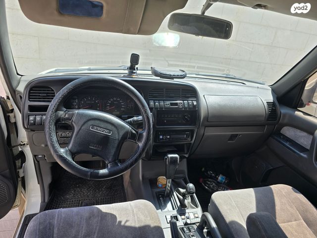 איסוזו טרופר