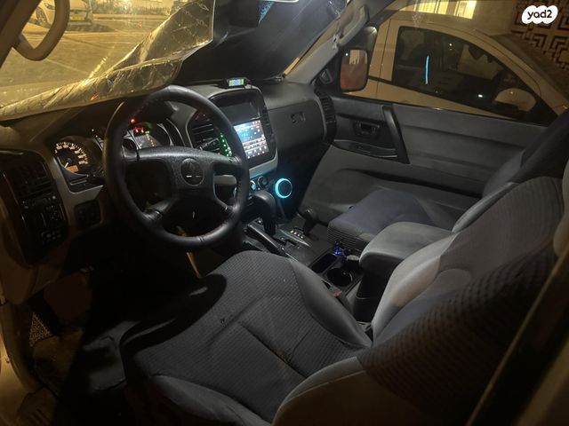 מיצובישי פג'רו