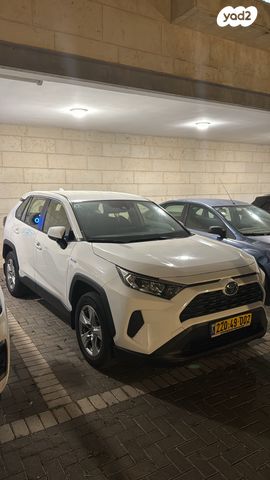 מודעת רכב טויוטה RAV4