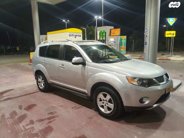 מיצובישי אאוטלנדר