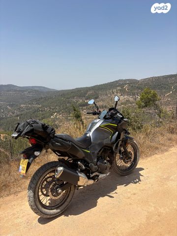קאוואסאקי Versys-X 300