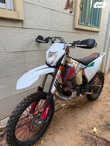 מודעת רכב KTM Enduro EXC 250