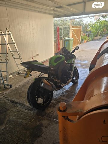קאוואסאקי נינג'ה ZX 10R