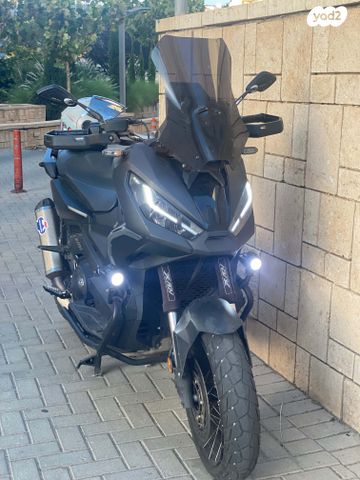 הונדה X-ADV750