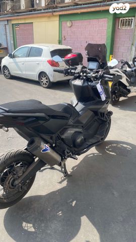 הונדה X-ADV750