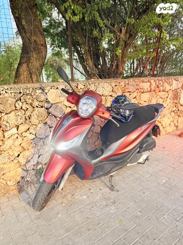 פיאג'ו MEDELY 125