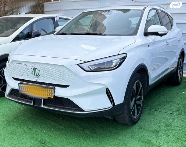 מודעת רכב אם ג'י ZS