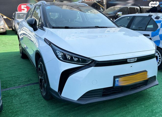 מודעת רכב ג׳ילי Geometry C