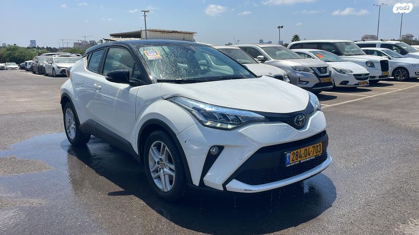 מודעת רכב טויוטה C-HR