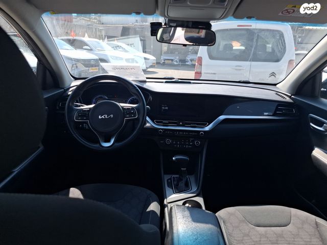 קיה נירו פלוס