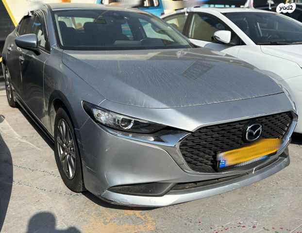 מודעת רכב מאזדה 3 1