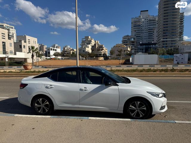 ניסאן סנטרה