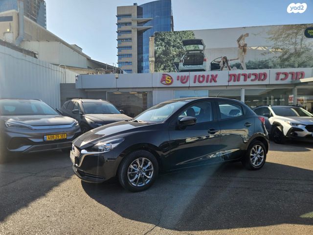 מודעת רכב מאזדה 2