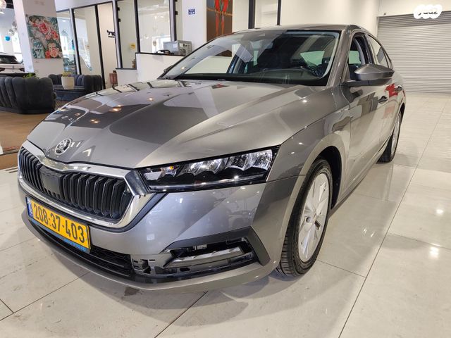 סקודה אוקטביה