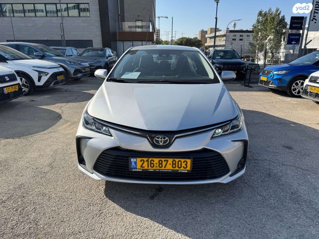 טויוטה קורולה