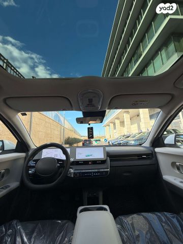 יונדאי איוניק 5