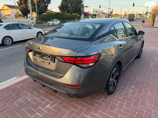 ניסאן סנטרה