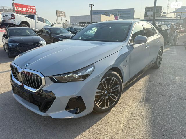 מודעת רכב ב מ וו סדרה 5