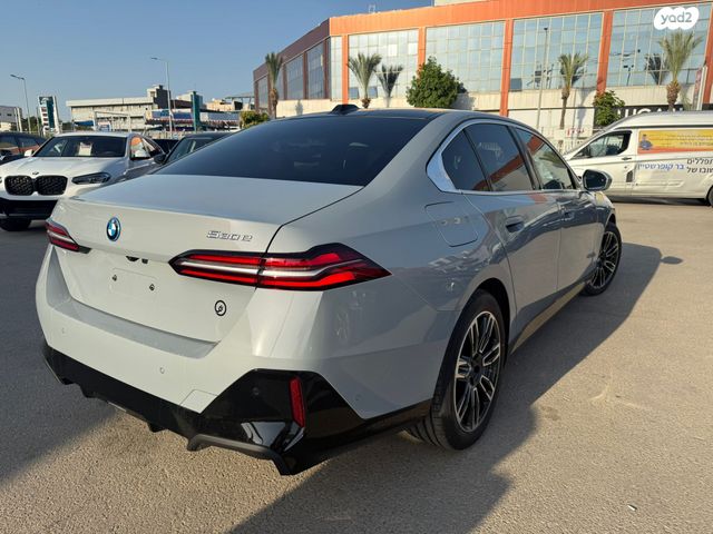 מודעת רכב ב מ וו סדרה 5 2