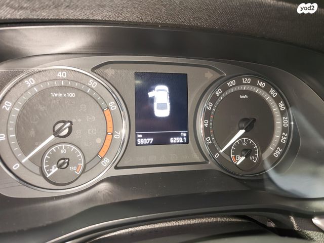 סקודה אוקטביה