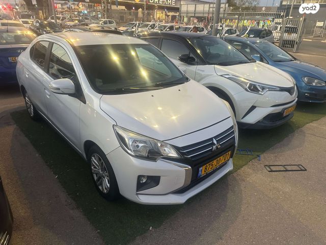 מודעת רכב מיצובישי אטראז'