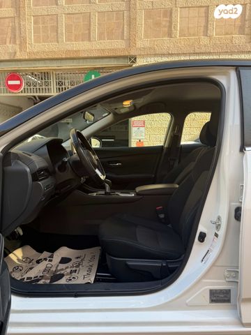 ניסאן סנטרה