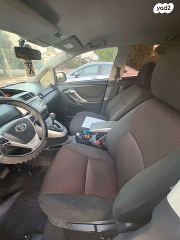 טויוטה ורסו